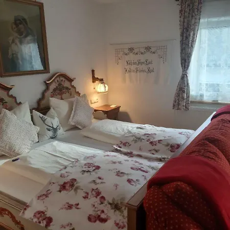 Bed and Breakfast Platzhirsch zur alten Wagnerei Saint Wolfgang Exterior foto