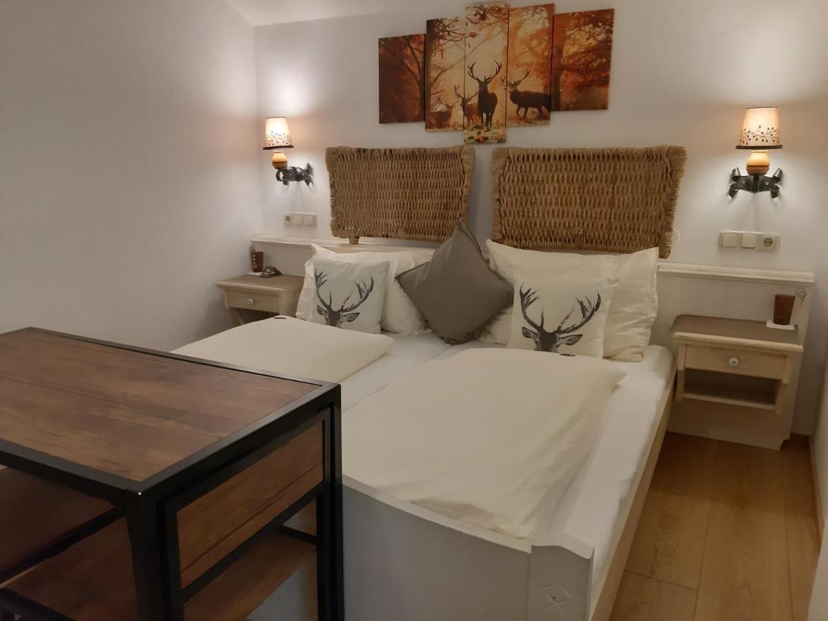 Platzhirsch Zur Alten Wagnerei Gastehaus Bed & Breakfast