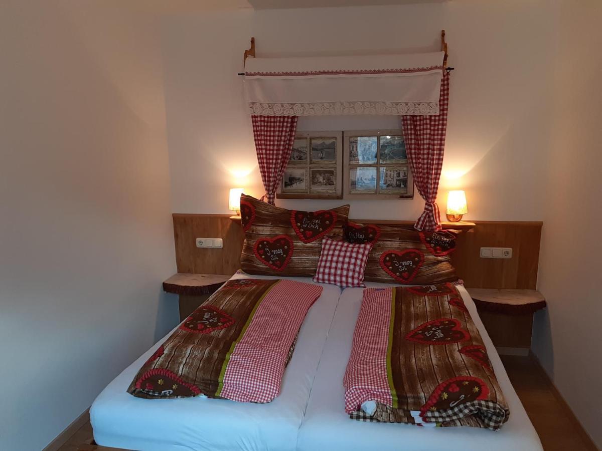 Bed & Breakfast Platzhirsch Zur Alten Wagnerei Gastehaus Sankt Wolfgang im Salzkammergut